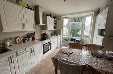 Beaumont Road, Lipson, Plymouth - Image 2